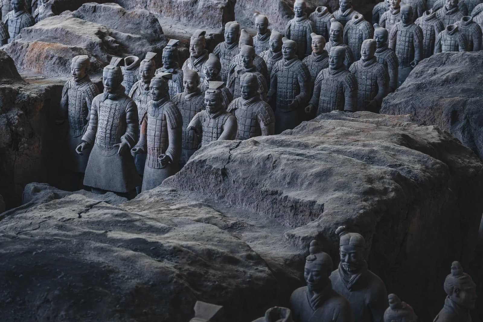 Terracotta Warriors standing in formation at the Emperor Qinshihuang museum