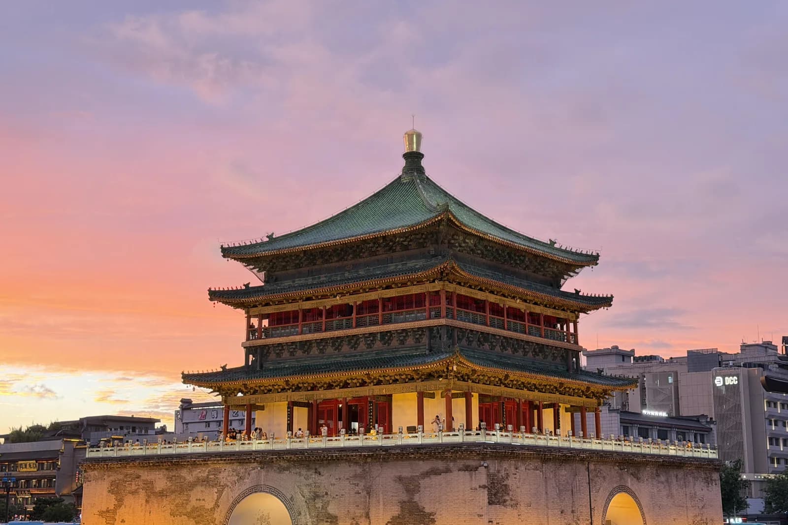 Xi'an City Wall and Yongning Gate glowing after rain